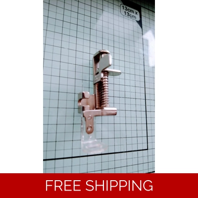 Embroidery Free Motion FOOT 161596 Closed Toe to fit most slant shank Singers 431g 401g etc title=